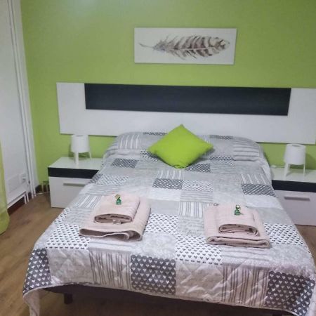 Vivienda De Uso Turistico Ramos 2 Apartment Cuenca  Bagian luar foto