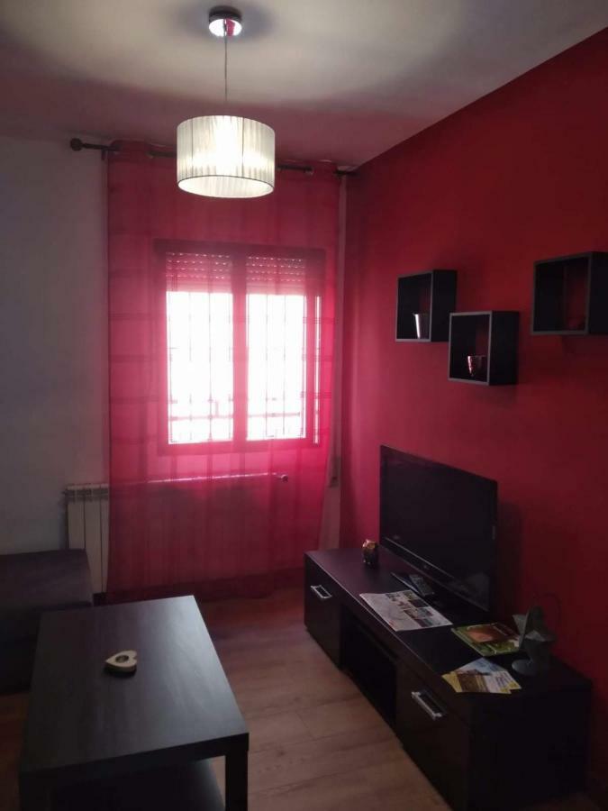 Vivienda De Uso Turistico Ramos 2 Apartment Cuenca  Bagian luar foto